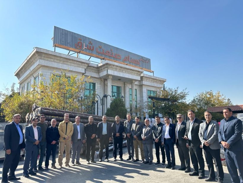 برگزاری جلسه و بازدید از شرکت‌های صنعتی و تولیدی در سفر آموزشی، زیارتی شهرداران استان فارس به مشهد مقدس